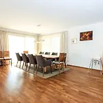 Prázdninový dům Linnehan By Interhome Fügen