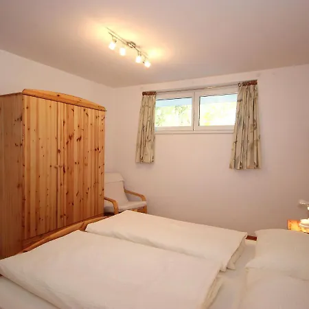 Linnehan By Interhome *