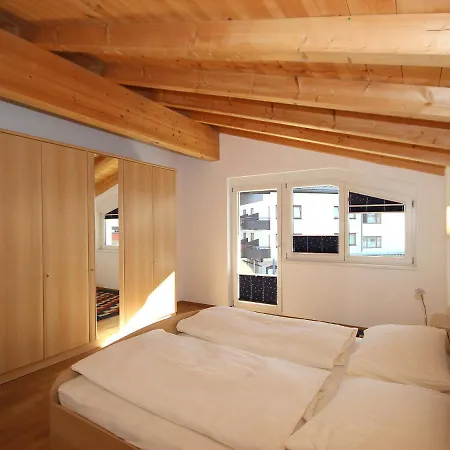 Linnehan By Interhome *