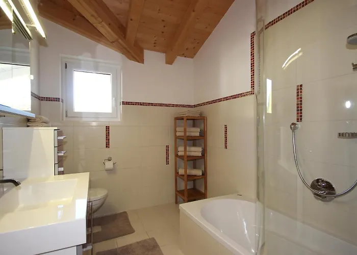 Linnehan By Interhome Nyaraló