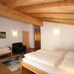 Linnehan By Interhome * Fügen