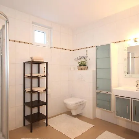 Casa de Férias Linnehan By Interhome Fügen