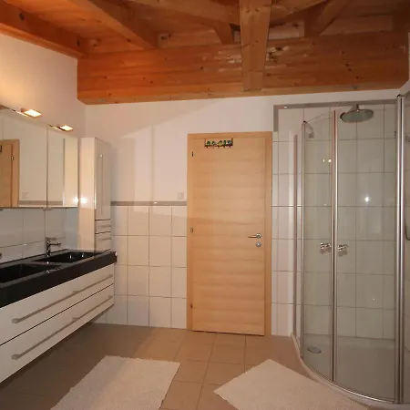 Casa de Férias Linnehan By Interhome Fügen