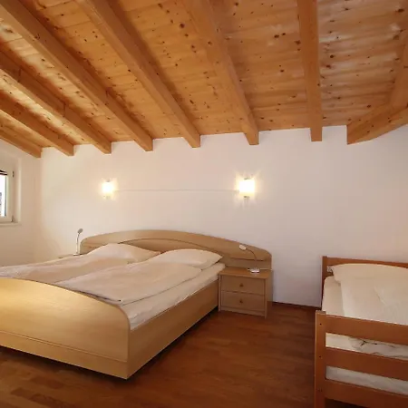 Casa de Férias Linnehan By Interhome Fügen